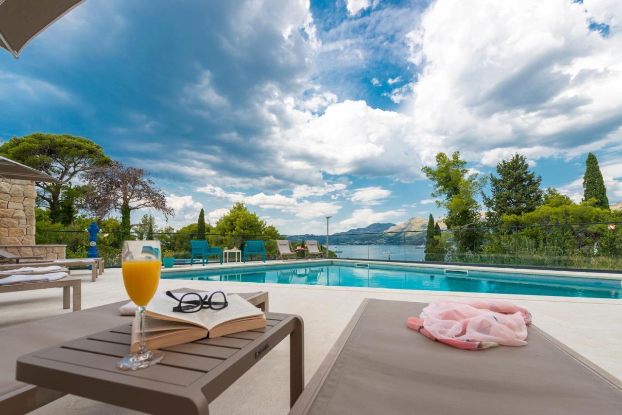 Hotel Seventh Cavtat Bagian luar foto